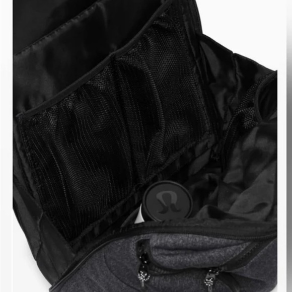 Lululemon Define Heathered Gray Backpack - Picture 4 of 7